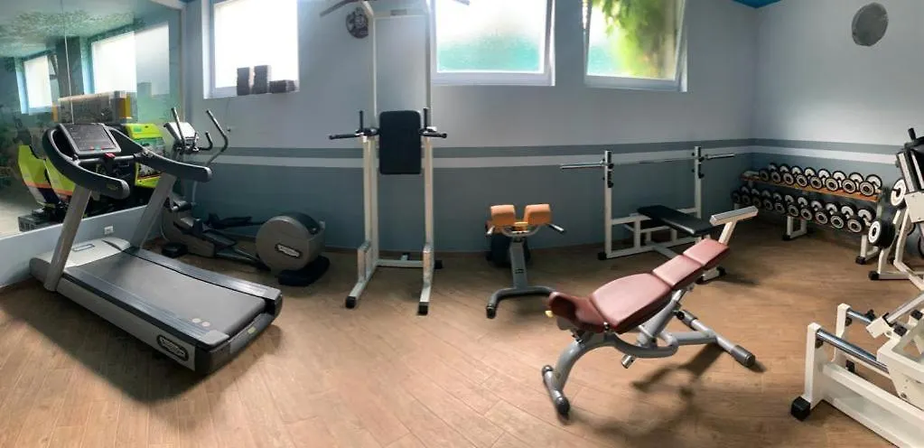 Impero Hotel Beauty & Spa - Bike Hotel Cantello 3*,