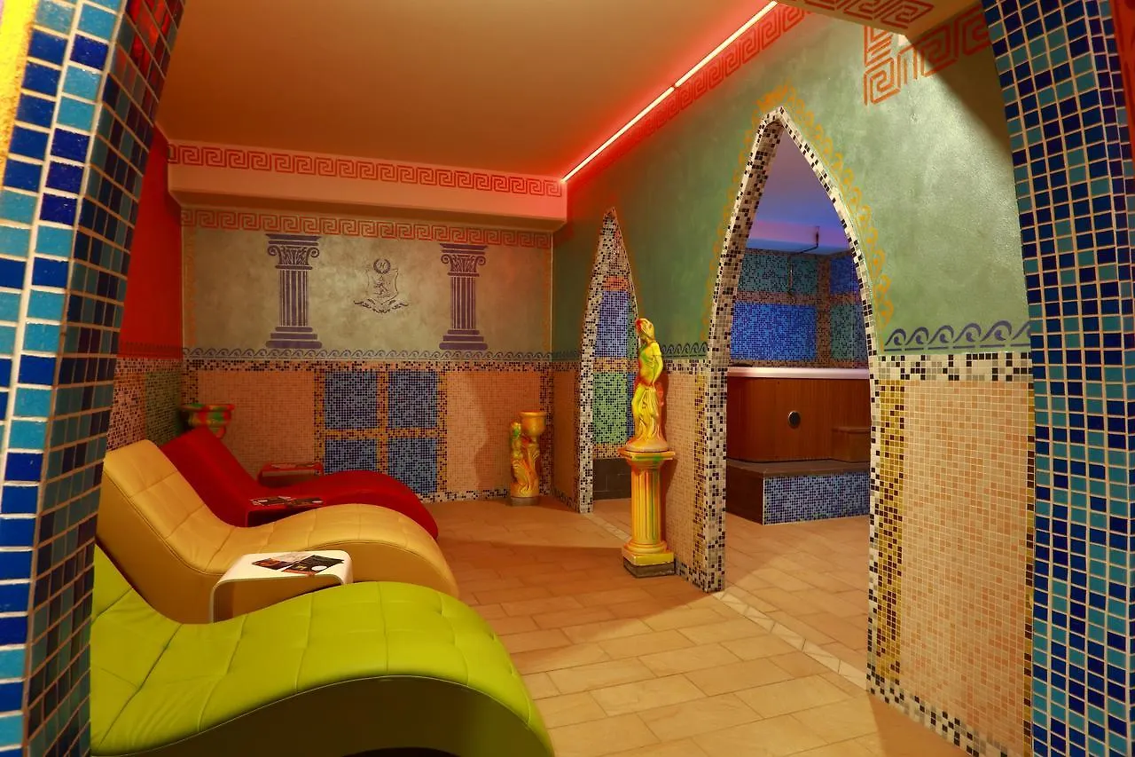 Impero Hotel Beauty & Spa - Bike Hotel Cantello