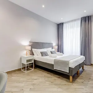 Colonna Luxury 2* Rome