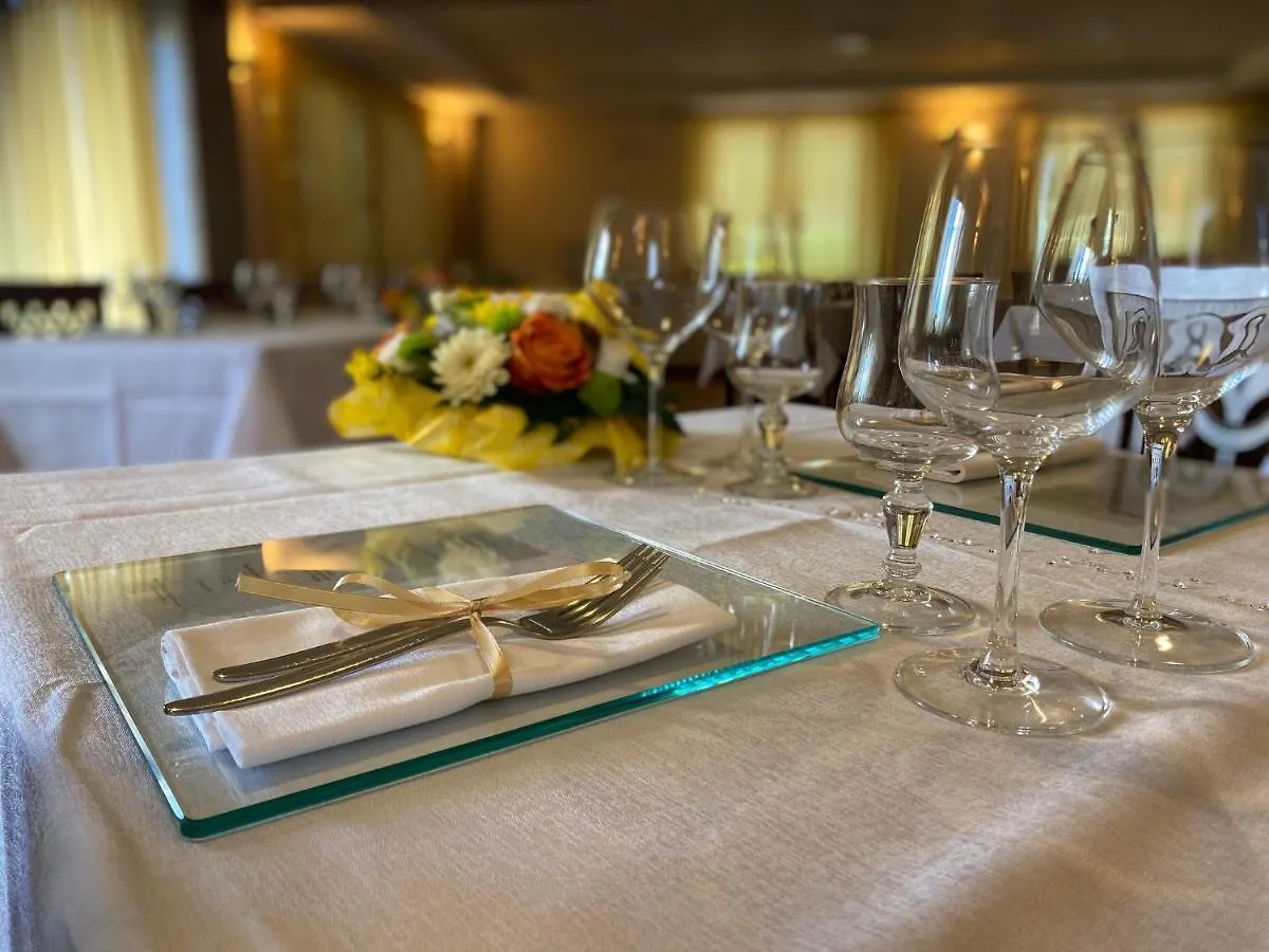 Impero Hotel Beauty & Spa - Bike Hotel Cantello
