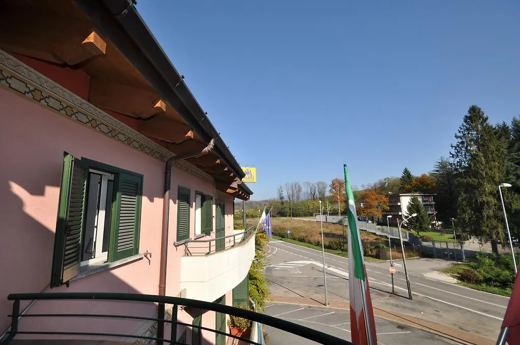 Impero Hotel Beauty & Spa - Bike Hotel Cantello Italy