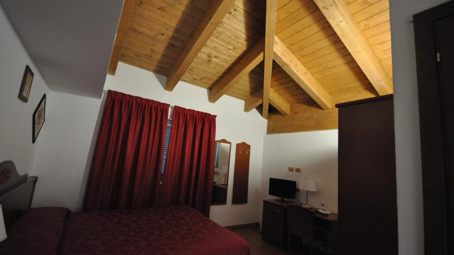 Impero Hotel Beauty & Spa - Bike Hotel Cantello