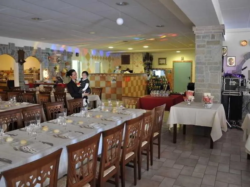 Impero Hotel Beauty & Spa - Bike Hotel Cantello 3*,  Italy